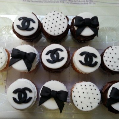 Chanel Decorative Cupcakes